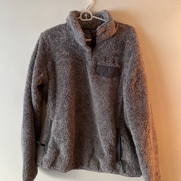 L.L. Bean Fleece Pullover - Picture 2 of 5